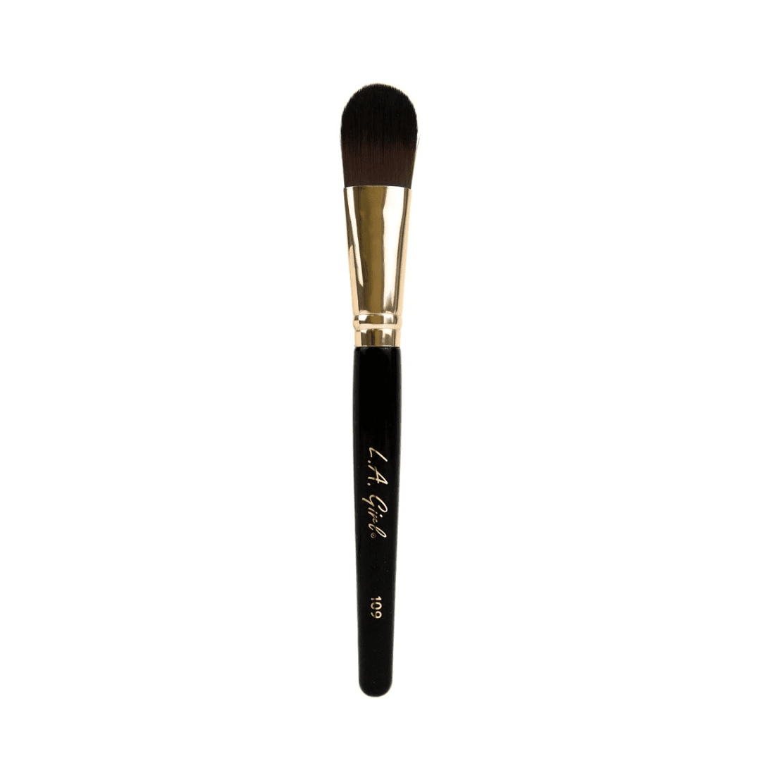 109 L.A. Girl Flat Foundation Brush