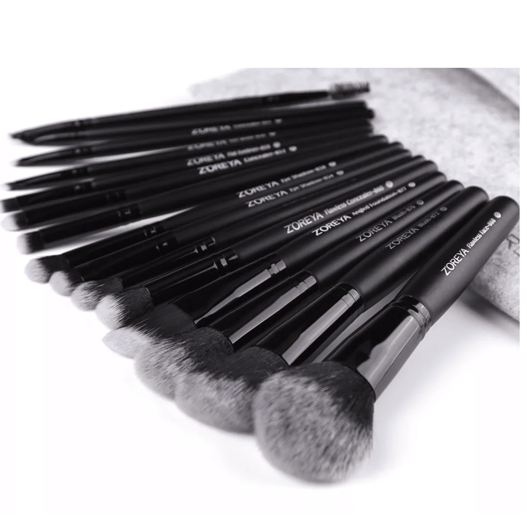 Black Professional Makeup Brush Set (15pcs)